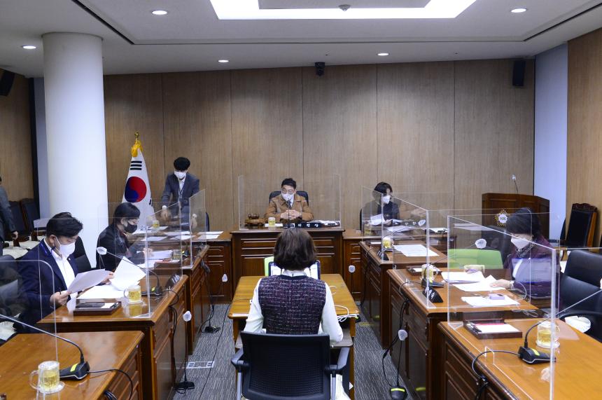 20211116 제299회 임시회 폐회중 1차 의회운영위원회 회의