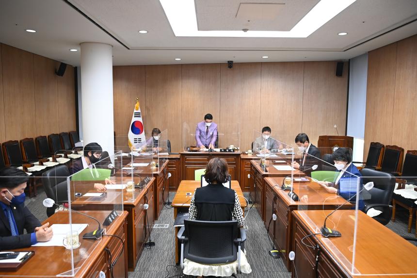 20220412 제302회 임시회 폐회중 제2차 의회운영위원회 회의