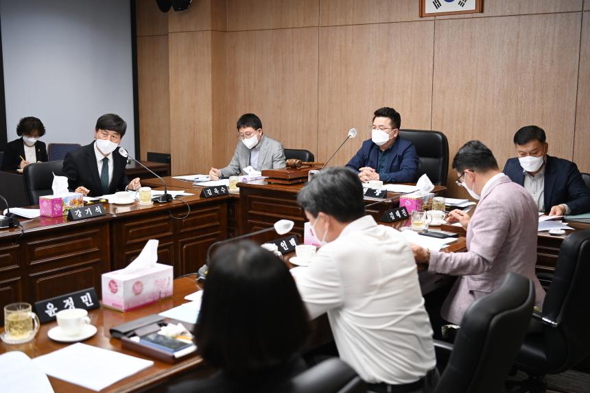 20220419 제303회 임시회 중 기획총무위원회 회의