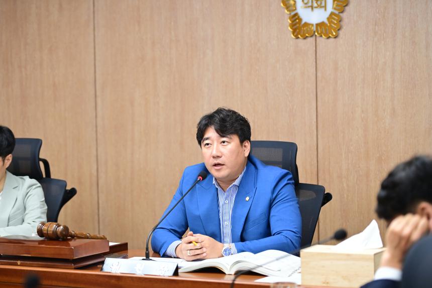 제324회 임시회 중 사회도시위원회