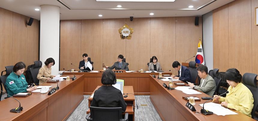 제334회 임시회 회기 중 운영위원회  