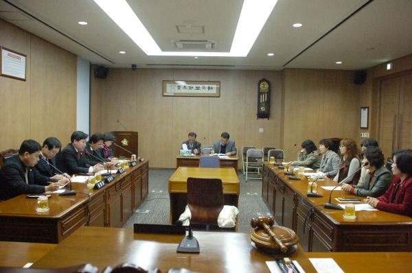 동천동 어린이집 원장들과 사회도시위원회 의원과의 간담회