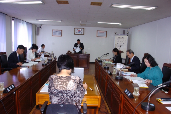 제190회 서구의회 임시회 회기중 기획총무위원회 연석회의