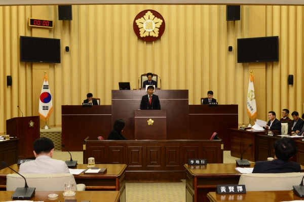 사회도시위원회 소관 조례안 심사보고(김옥수 의원) 