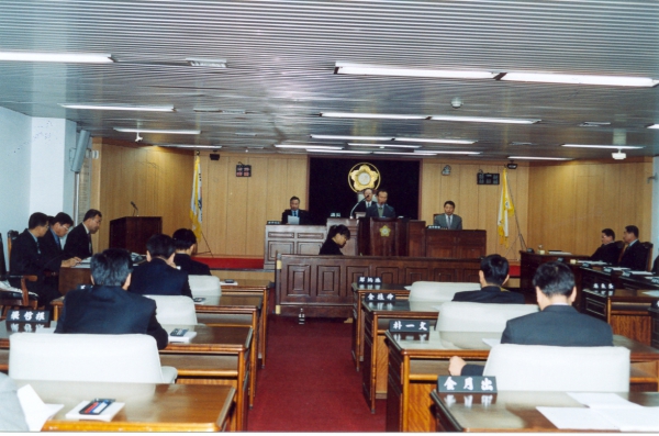 제133회 임시회 본회의 장면(2004. 3.18.)