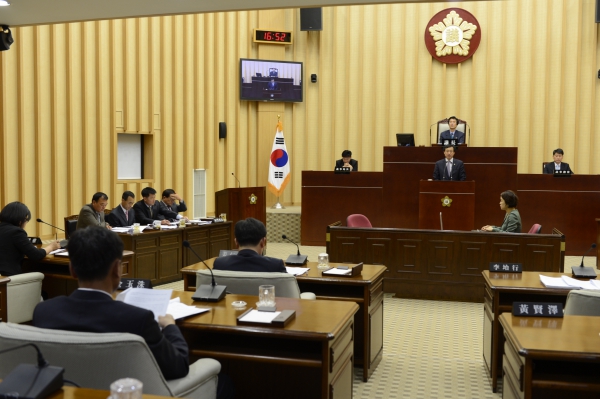 철도 분할 민영화 추진 중단 촉구 결의안 채택