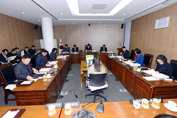 예산 결산 특별위원회 예산안 심사