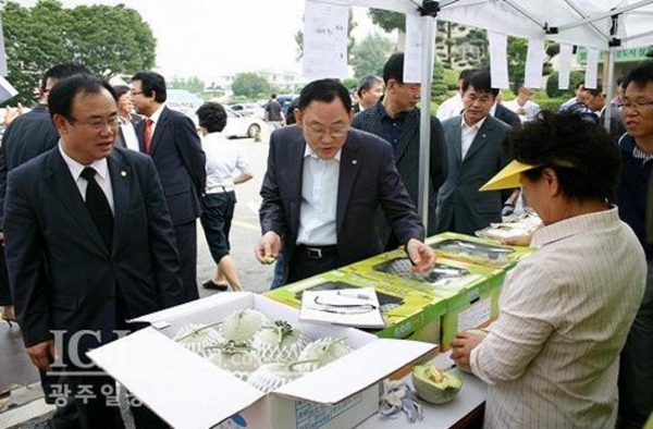 광주서구의회, 추석맞이 우리 농산물 사주기 