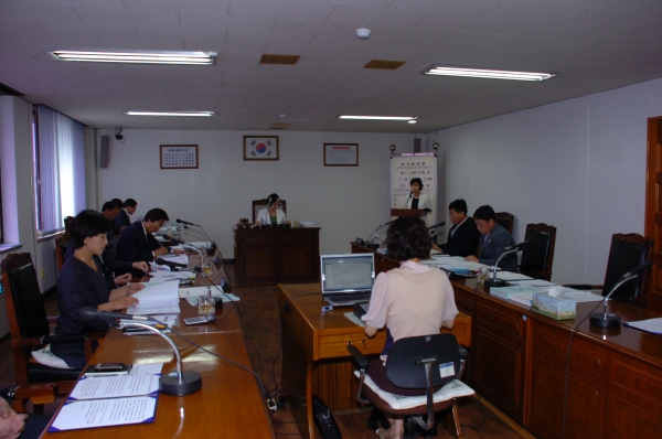 2011년도 제1회 추가경정 세입 세출예산안 예비심사 보고(의회운영위원회 소관) 