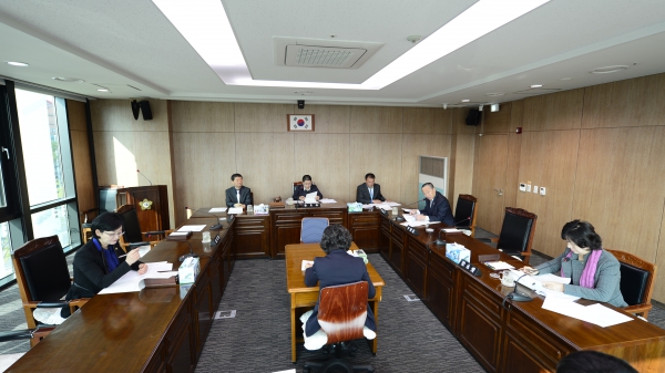제221회 서구의회 임시회 폐회 중 제3차 기획총무위원회 회의 
