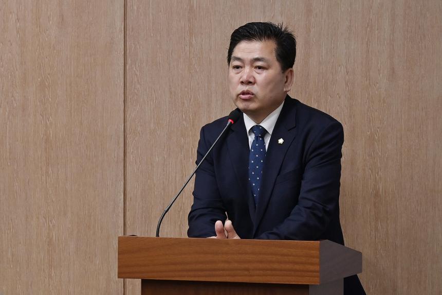 전승일 광주서구의회 의장, 서구의회 소송비용 지원 조례 발의 - 1